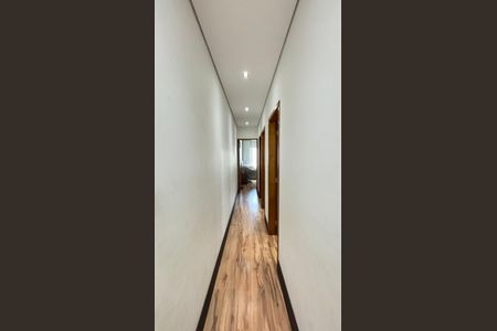Apartamento à venda com 148m², 3 quartos e 2 vagas Apartamento à venda com 148m², 3 quartos e 2 vagasCorredor