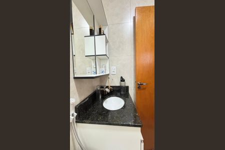 Apartamento à venda com 148m², 3 quartos e 2 vagas Apartamento à venda com 148m², 3 quartos e 2 vagasBanheiro da Suíte