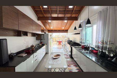 Apartamento à venda com 148m², 3 quartos e 2 vagas Apartamento à venda com 148m², 3 quartos e 2 vagasCobertura - Cozinha