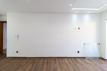 Apartamento à venda com 32m², 2 quartos e sem vaga Apartamento à venda com 32m², 2 quartos e sem vagaSala