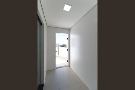 Apartamento à venda com 32m², 2 quartos e sem vaga Apartamento à venda com 32m², 2 quartos e sem vagaÁrea de Serviço