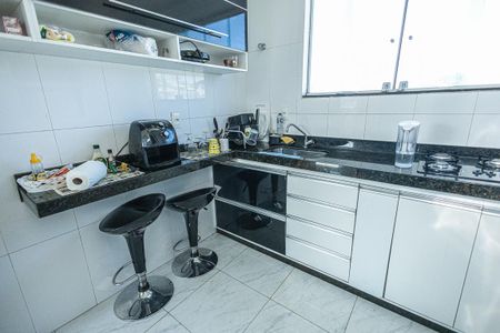 Apartamento para alugar com 150m², 3 quartos e 1 vaga Apartamento para alugar com 150m², 3 quartos e 1 vagaCozinha