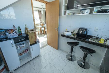 Apartamento para alugar com 150m², 3 quartos e 1 vaga Apartamento para alugar com 150m², 3 quartos e 1 vagaCozinha