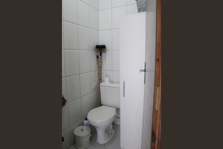 Casa à venda com 159m², 3 quartos e 2 vagasBanheiro de Serviço