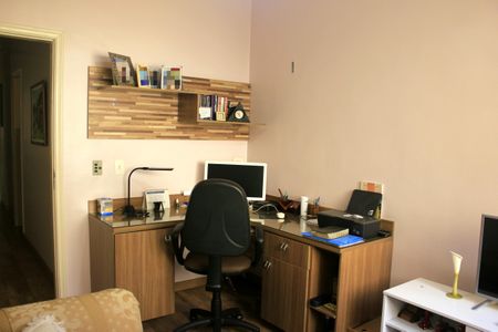 Casa à venda com 159m², 3 quartos e 2 vagasQuarto 3