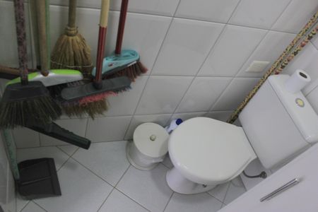 Casa à venda com 159m², 3 quartos e 2 vagasBanheiro de Serviço