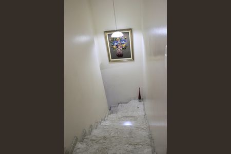 Casa à venda com 159m², 3 quartos e 2 vagasCorredor