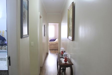 Casa à venda com 159m², 3 quartos e 2 vagasCorredor