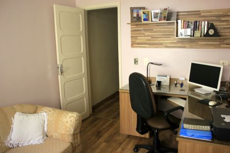 Casa à venda com 159m², 3 quartos e 2 vagasQuarto 3