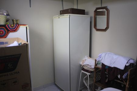 Casa à venda com 159m², 3 quartos e 2 vagasQuarto de Serviço