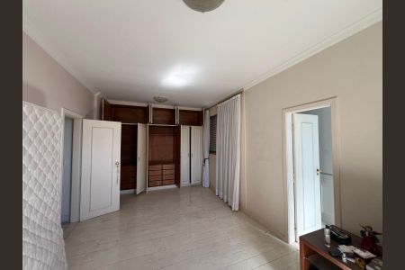 Apartamento para alugar com 120m², 2 quartos e 3 vagas