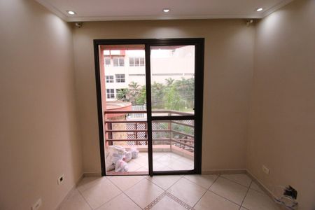 Apartamento à venda com 66m², 2 quartos e 1 vagaSala