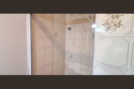 Apartamento à venda com 77m², 3 quartos e 1 vaga Apartamento à venda com 77m², 3 quartos e 1 vagaBanheiro Social