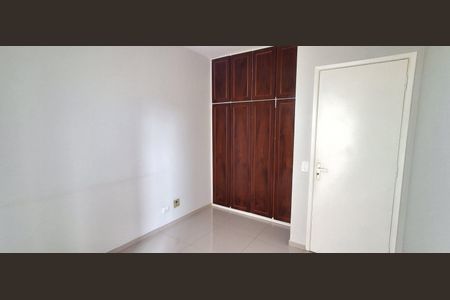 Apartamento à venda com 77m², 3 quartos e 1 vaga Apartamento à venda com 77m², 3 quartos e 1 vagaSuíte