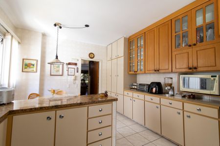 Apartamento à venda com 160m², 3 quartos e 2 vagasCozinha