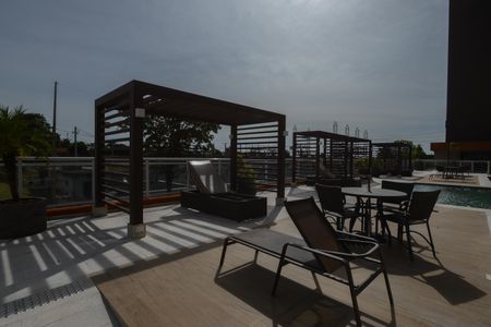 Studio para alugar com 43m², 1 quarto e 1 vaga Studio para alugar com 43m², 1 quarto e 1 vagaÁrea comum - Piscina