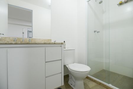 Studio para alugar com 43m², 1 quarto e 1 vaga Studio para alugar com 43m², 1 quarto e 1 vagaBanheiro Social