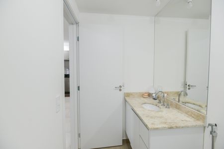 Studio para alugar com 43m², 1 quarto e 1 vaga Studio para alugar com 43m², 1 quarto e 1 vagaBanheiro Social