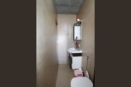 Casa à venda com 150m², 2 quartos e 1 vagaBanheiro da Suíte 2