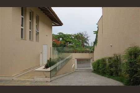 Casa à venda com 512m², 4 quartos e 6 vagas