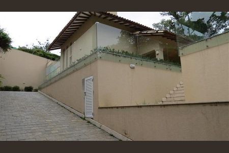 Casa à venda com 512m², 4 quartos e 6 vagas