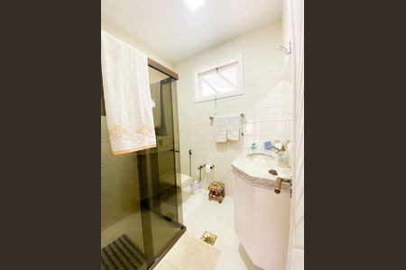 Casa à venda com 330m², 3 quartos e 4 vagas