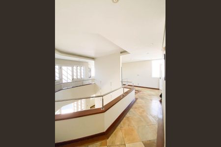 Casa à venda com 330m², 3 quartos e 4 vagas