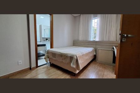 Casa à venda com 110m², 3 quartos e 2 vagas