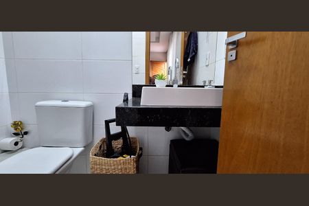 Casa à venda com 110m², 3 quartos e 2 vagas