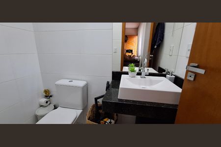 Casa à venda com 110m², 3 quartos e 2 vagas