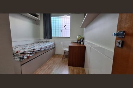 Casa à venda com 110m², 3 quartos e 2 vagas