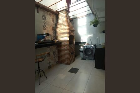 Casa à venda com 110m², 3 quartos e 2 vagas