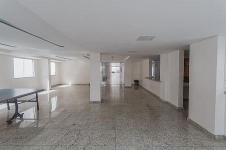 Apartamento à venda com 289m², 4 quartos e 5 vagas Apartamento à venda com 289m², 4 quartos e 5 vagasÁrea comum - Salão de festas
