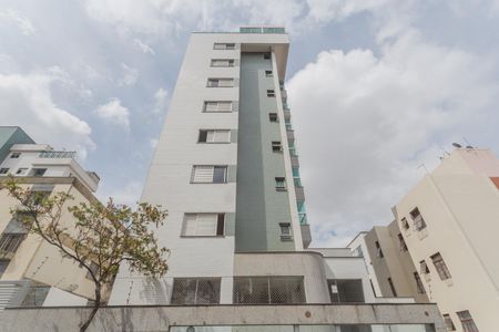 Apartamento à venda com 289m², 4 quartos e 5 vagas Apartamento à venda com 289m², 4 quartos e 5 vagasFachada