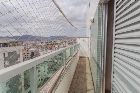 Apartamento à venda com 289m², 4 quartos e 5 vagas Apartamento à venda com 289m², 4 quartos e 5 vagasVaranda do Quarto 2