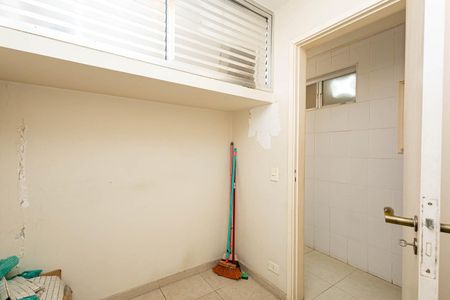 Apartamento à venda com 280m², 2 quartos e 3 vagasQuarto de Serviço