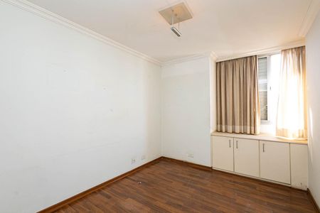 Apartamento à venda com 280m², 2 quartos e 3 vagasQuarto