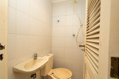 Apartamento à venda com 280m², 2 quartos e 3 vagasBanheiro de serviço