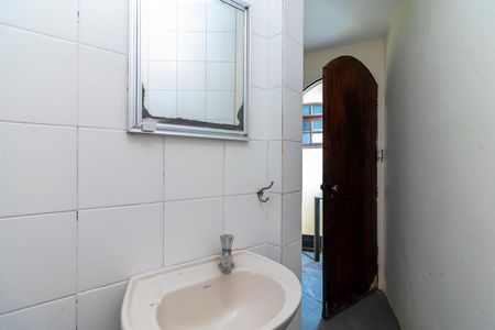 Casa à venda com 220m², 3 quartos e 3 vagasBanheiro de Serviço