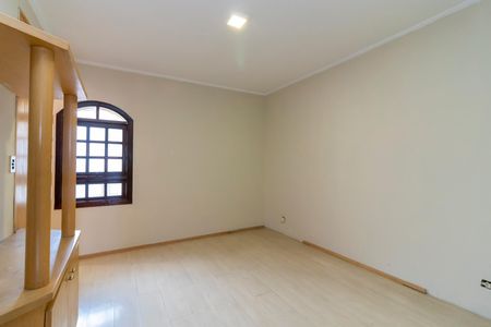 Casa à venda com 220m², 3 quartos e 3 vagasSuíte 3