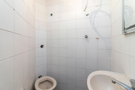 Casa à venda com 220m², 3 quartos e 3 vagasBanheiro de Serviço