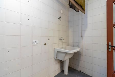 Casa à venda com 220m², 3 quartos e 3 vagasÁrea de Serviço