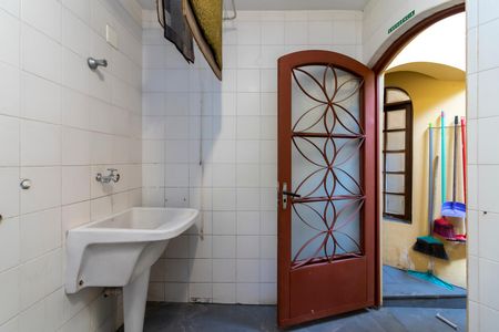 Casa à venda com 220m², 3 quartos e 3 vagasÁrea de Serviço