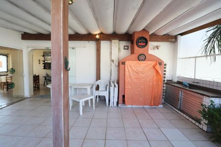 Apartamento para alugar com 300m², 3 quartos e 1 vaga Apartamento para alugar com 300m², 3 quartos e 1 vagaVaranda