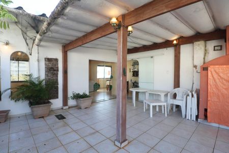 Apartamento para alugar com 300m², 3 quartos e 1 vaga Apartamento para alugar com 300m², 3 quartos e 1 vagaVaranda