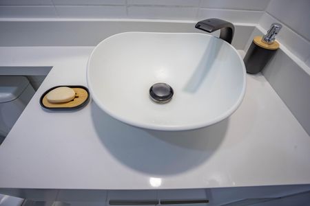 Apartamento à venda com 43m², 2 quartos e 1 vagaBanheiro Social