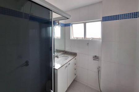 Apartamento à venda com 103m², 2 quartos e 1 vaga Apartamento à venda com 103m², 2 quartos e 1 vagaBanheiro Social