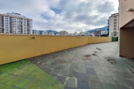Apartamento à venda com 103m², 2 quartos e 1 vaga Apartamento à venda com 103m², 2 quartos e 1 vagaÁrea comum