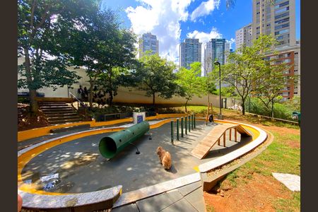 Apartamento à venda com 126m², 4 quartos e 3 vagas Apartamento à venda com 126m², 4 quartos e 3 vagasÁrea comum - Espaço Pet