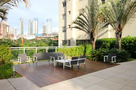 Apartamento à venda com 126m², 4 quartos e 3 vagas Apartamento à venda com 126m², 4 quartos e 3 vagasÁrea comum - Convivência